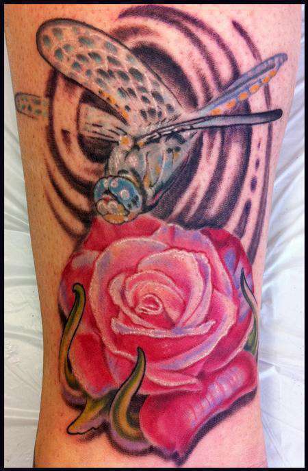 Dragonfly_and_rose-color-tattoo