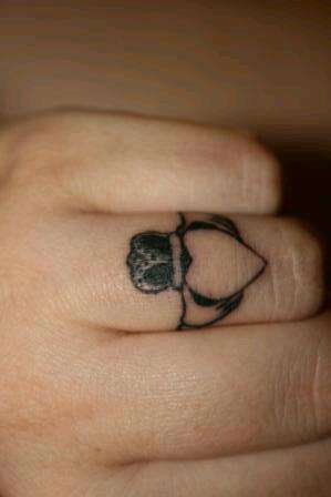 8975_459435677460221_1313671353_n