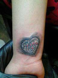 Pair_of_hearts-2
