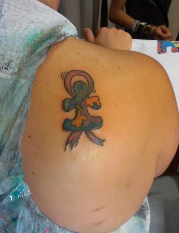 Autism_puzzle_piece_bc_ribbon