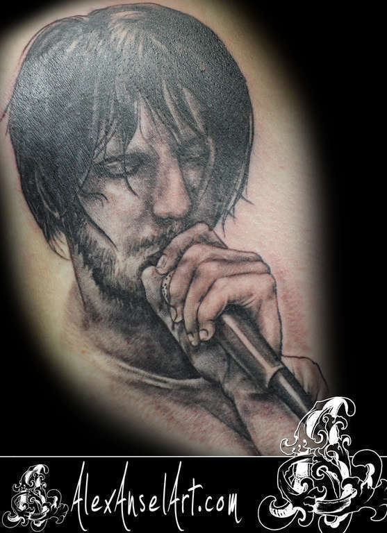 Wr_bg_mc-eyedea