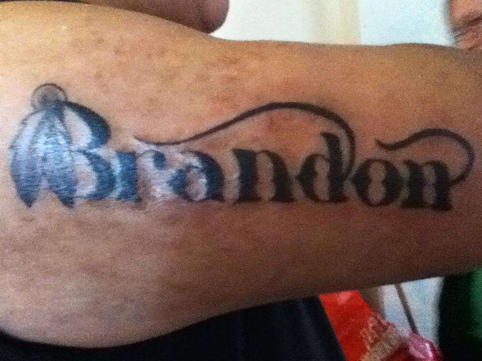 388364_213385095407627_1278269786_n