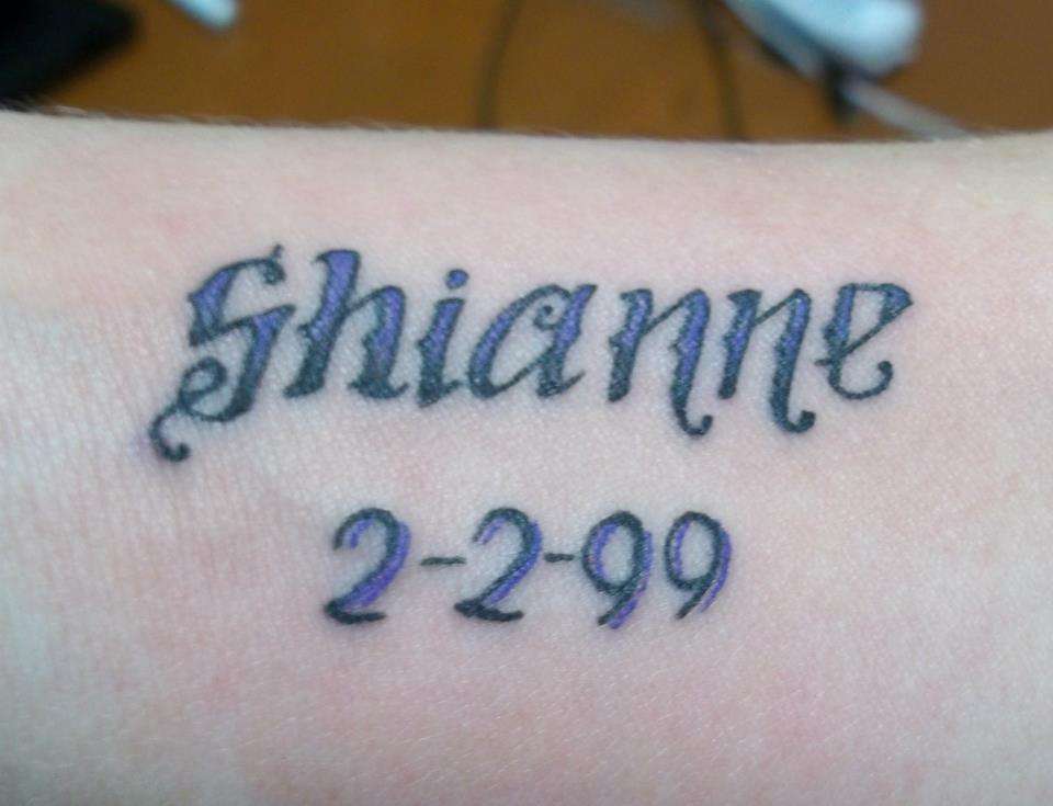 558395_255821927871790_1525032678_n