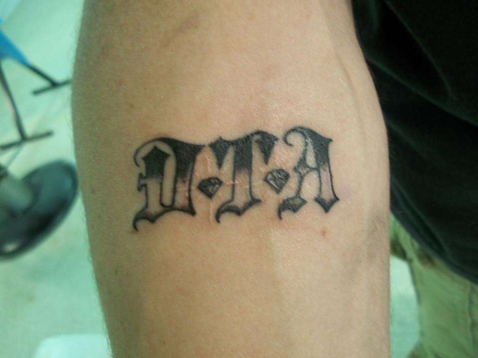 282234_266413366812646_616982217_n