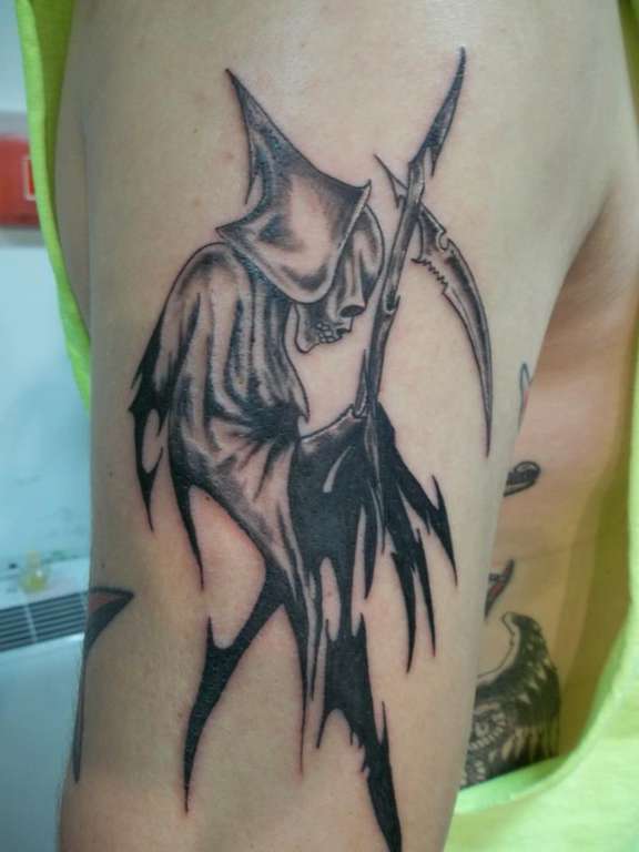 185176_258118757642107_434307328_n