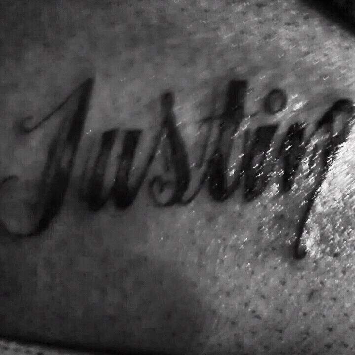 521607_107113972818100_2124391643_n