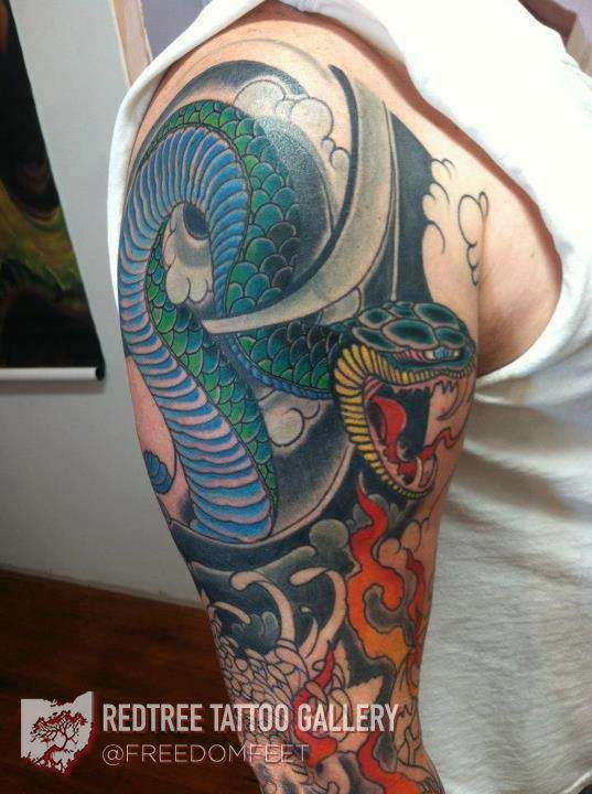 488162_324286717668148_1161652760_n