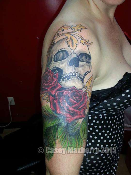 Skull-and-roses