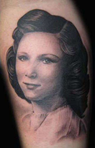 Club-tattoo-angel-galindo-san-francisco-portraits-11