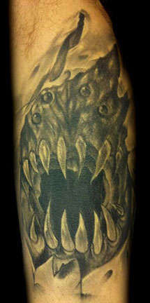 Club-tattoo-derek-rubright-las-vegas-planet-hollywood-miracle-mile-shops-4