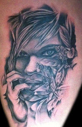 Club-tattoo-derek-rubright-laas-vegas-planet-hollywood-8