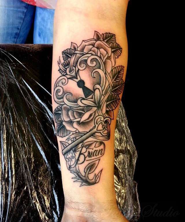 1069142_227275127420434_1650323121_n