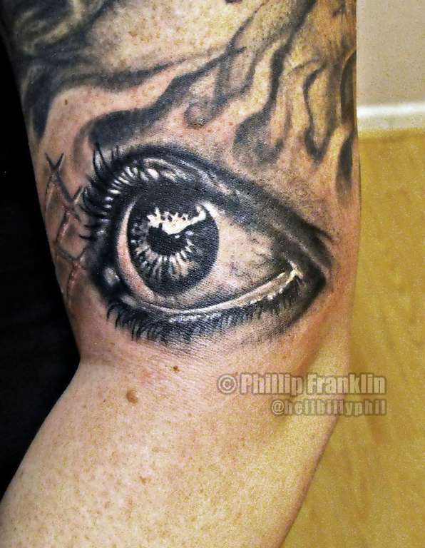 487325_562455127099319_1641124514_n