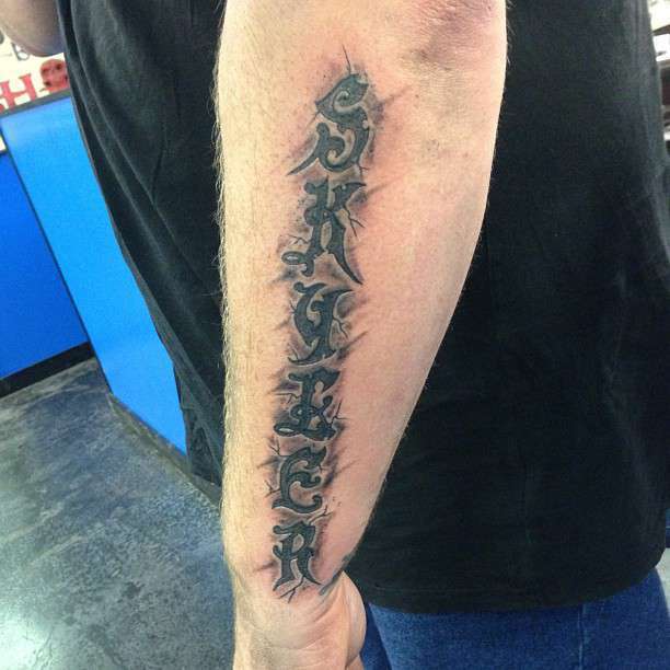 149448_629460783737182_567819842_n