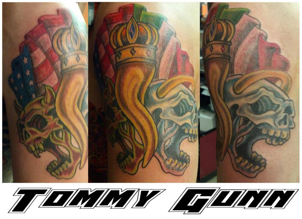 553021_618101784871057_1829068798_n