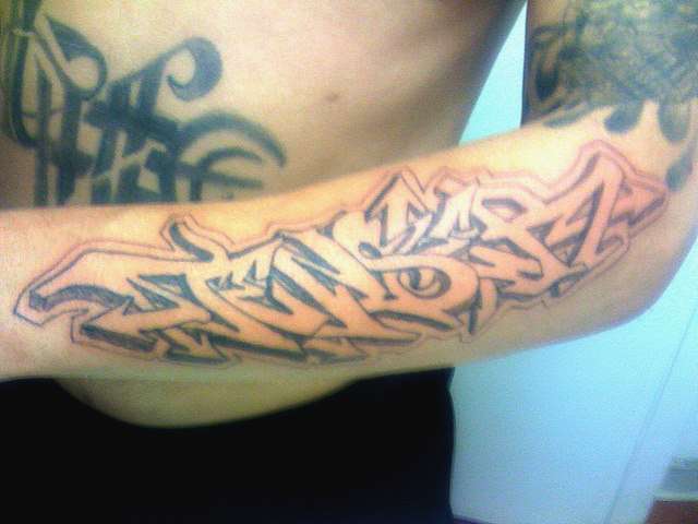 546231_4095068586661_1100848290_n