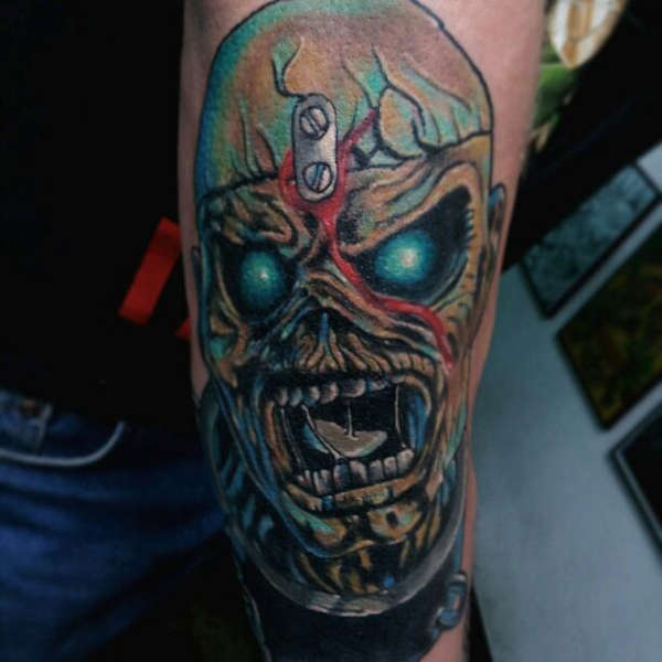 417627_10200749538845310_628324029_n