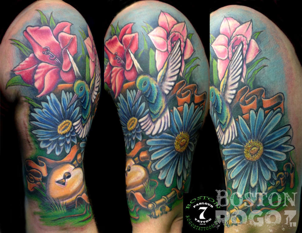 Bostonr_hummingbird_and_flowers