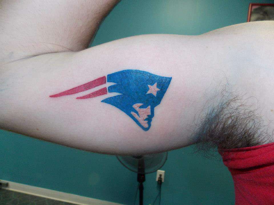 1392486_750448558305848_149981898_n