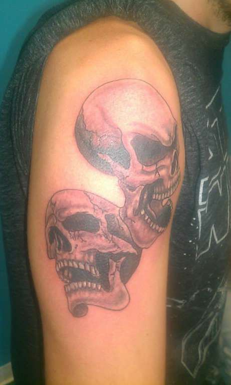 67689_696631383687566_1046843532_n