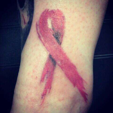 530894_180382082102840_2045343993_n