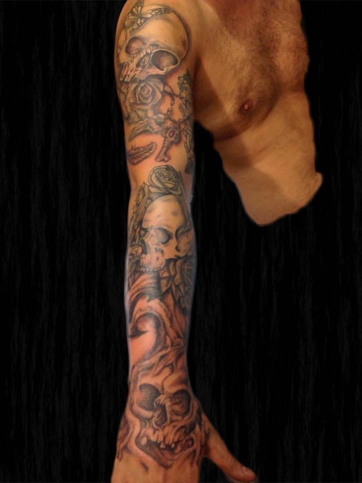 Duce_skull_sleeve