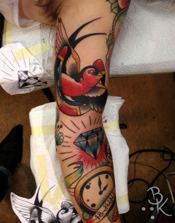 Swallow.horseshoe.diamond