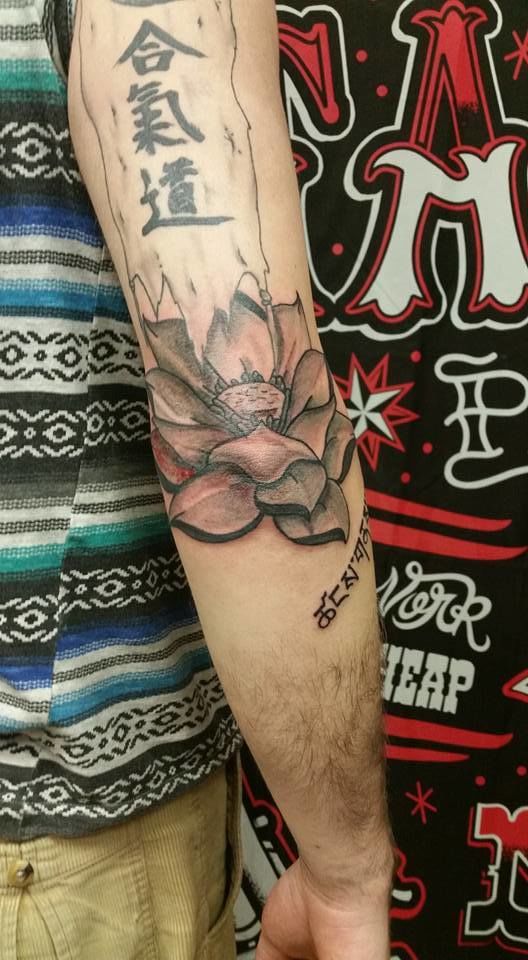 10590530_1045874672100301_3170385710977124873_n