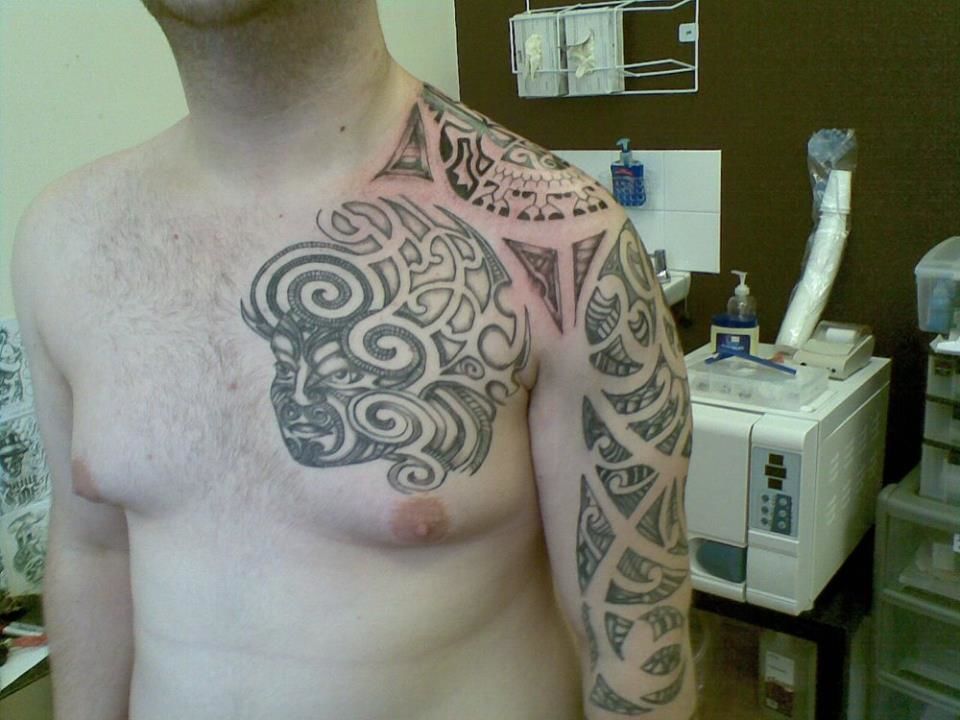 1918231_214644525542745_7932235541337781532_n