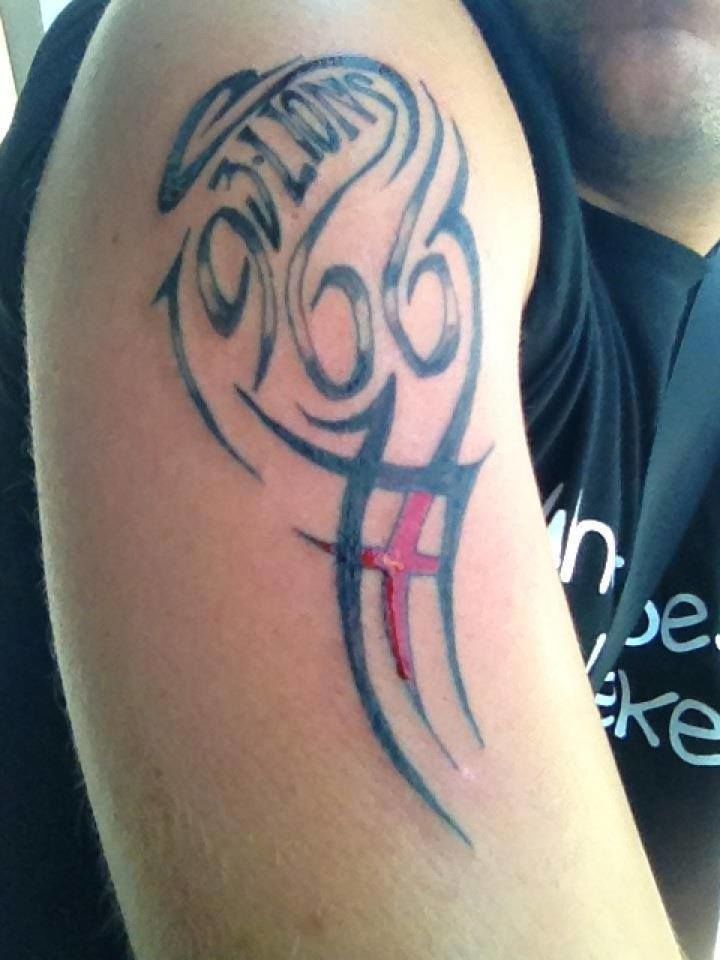 1918896_214643395542858_933015591223862330_n