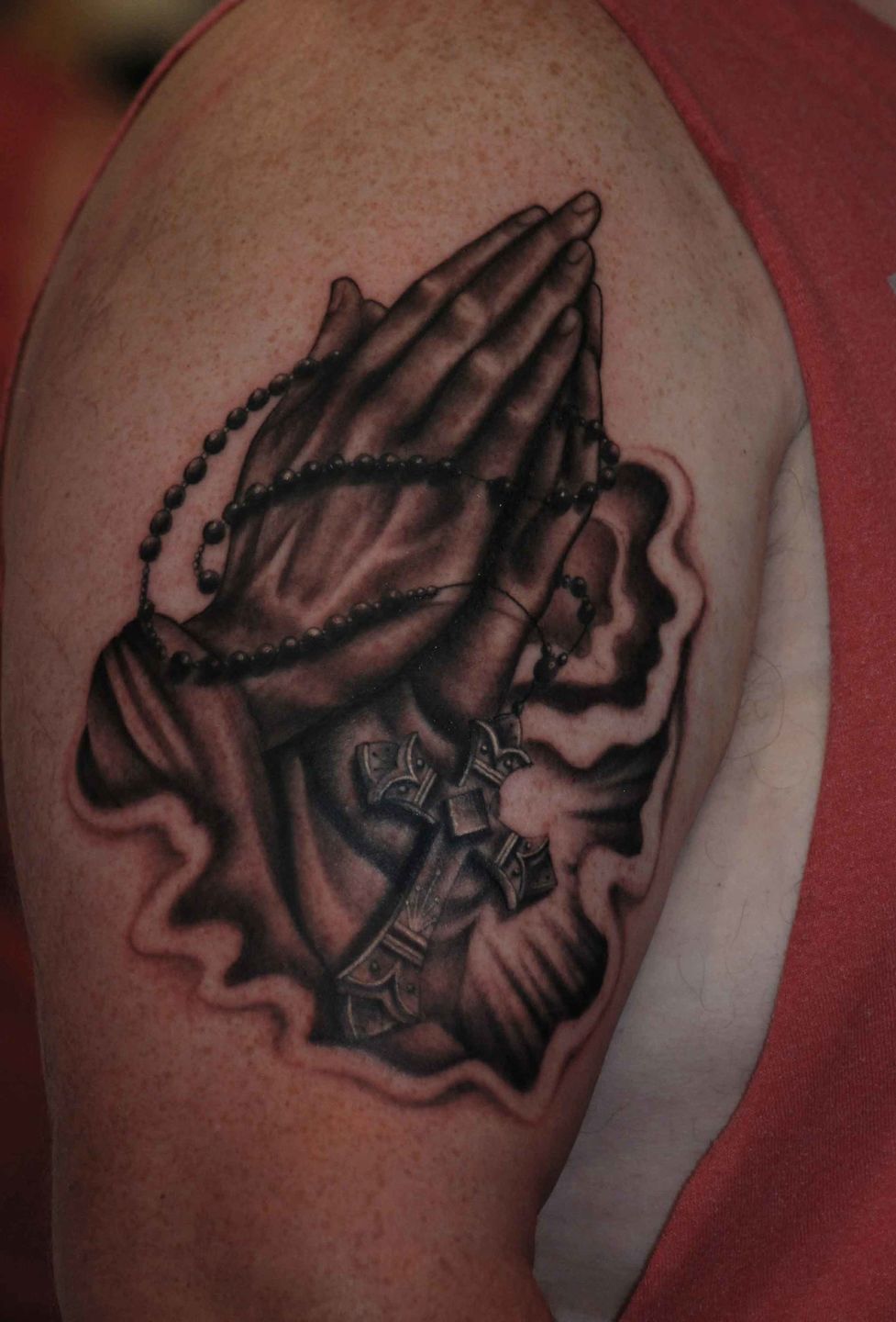 Praying-hands-cross2-rosemary-mckevitt-tattoo-ireland