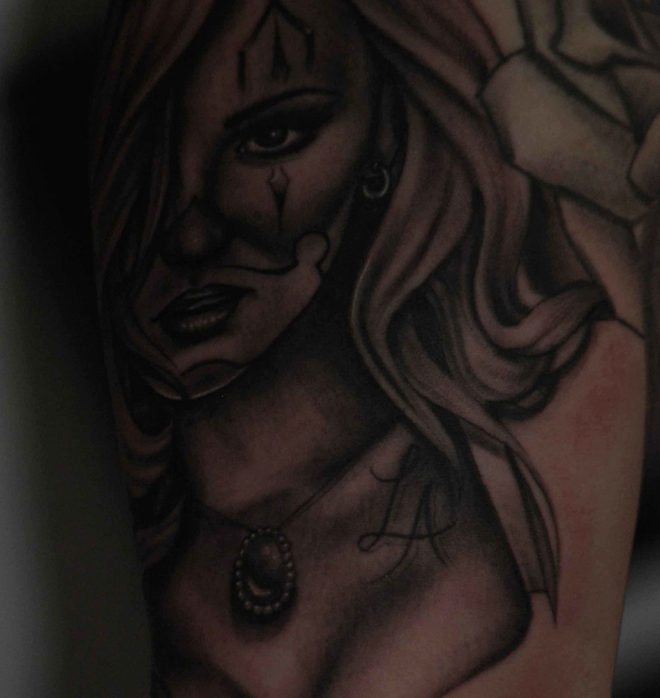 Chicano-clowngirl-rosemary-mckevitt-tattoo-ireland