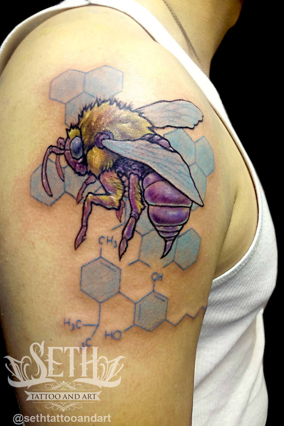 Honey_bee_tattoo__newschool_new_school_tattoo_inked_tattoos_tattooed_tatted_inked_up_honey_sweet_blackhoney_sugar_stinger_bumble_bee_thc_honey_comb_bee_hive_insect_wings__seth_michael_