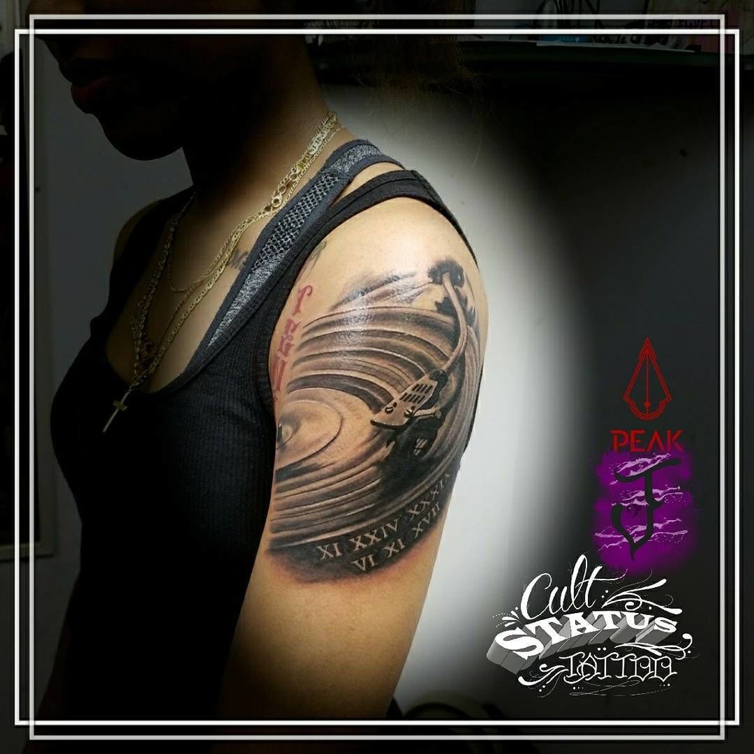 2017-11-09_06.38.03_1644229764539719348_50768768