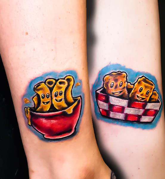 Friend_tattoos_tater_tots_cheesemac