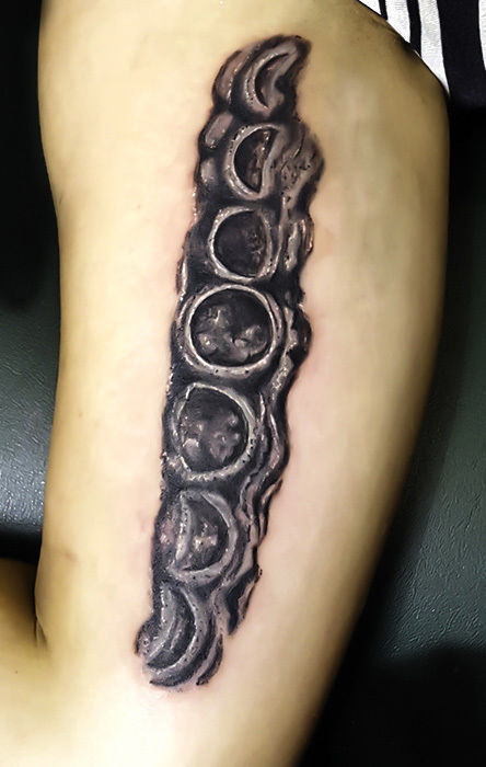 Lunar-moon-phases-tattoo