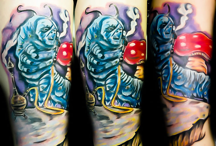 Alice_in_wonderland_caterpillar