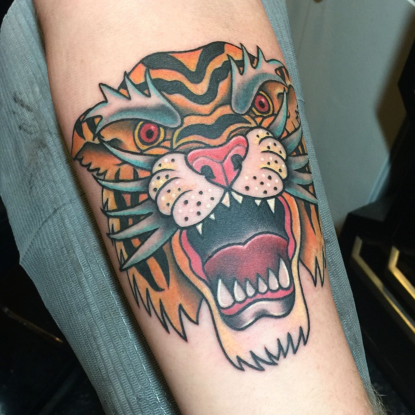 Ca134913-0e4a-4179-91a8-12fa0c65dbfd