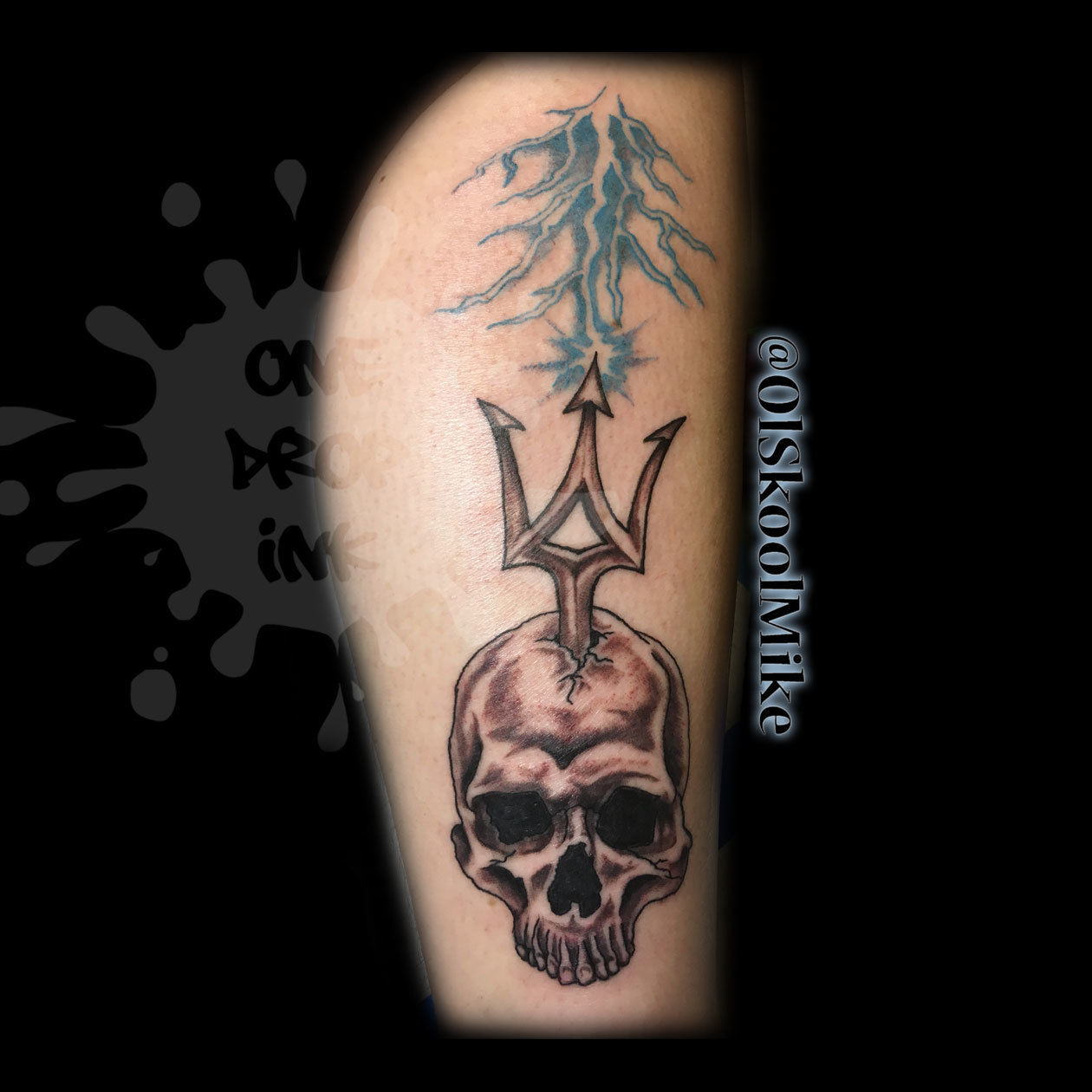 Olskool-tridentlightningskulllegpiece-watermarked