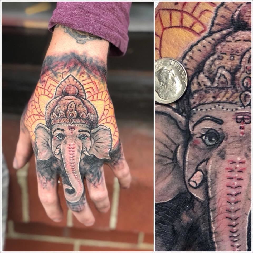 39392489_2258928554131554_1132094581123317760_n