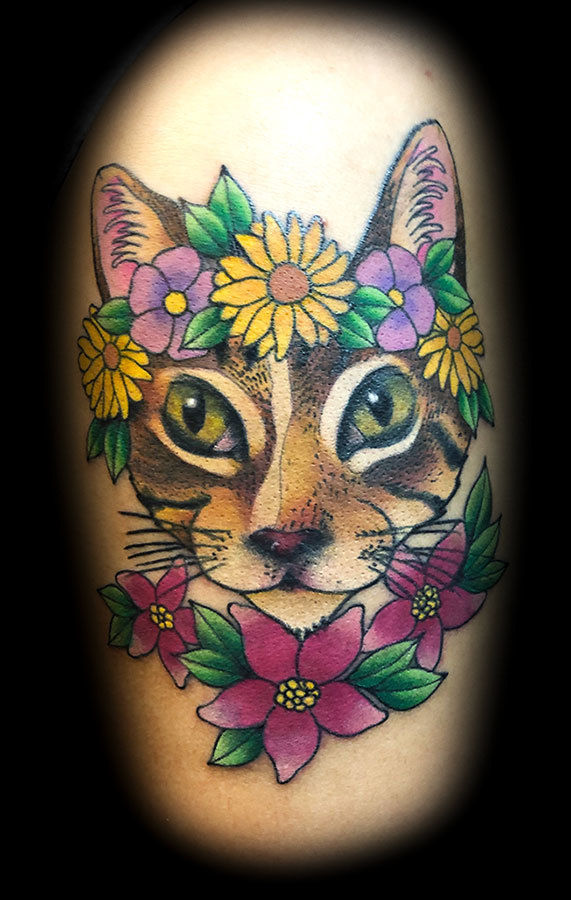 Inner-visions-tattoo-las-vegas-tattoos-shops-artists-famous-best-strip-tattoos-danny-valens-cat-flowers