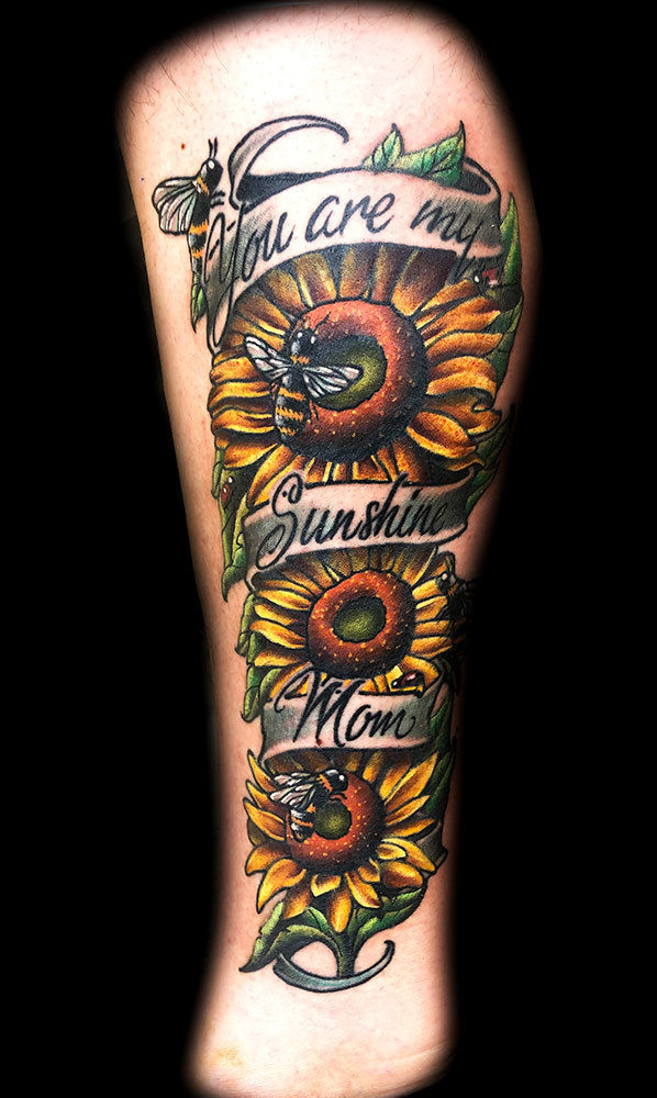 Best-tattoo-shops-in-las-vegas-strip-downtown-flower-tattoos-danny-valens-artist