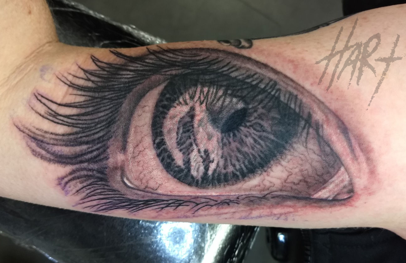 Eye