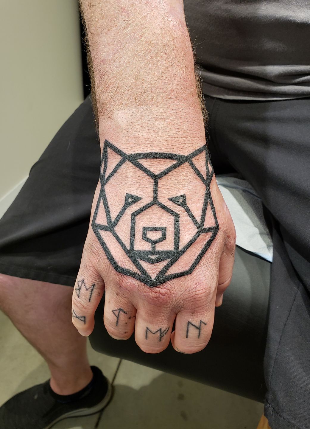 Fc545089-8d6d-49c6-9da4-f57513a63418