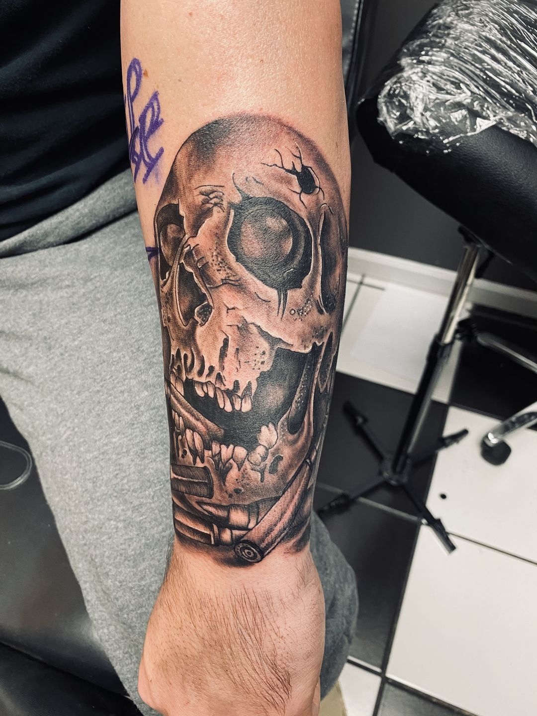 93755fcb-f985-4b43-a122-25f7f5deb997