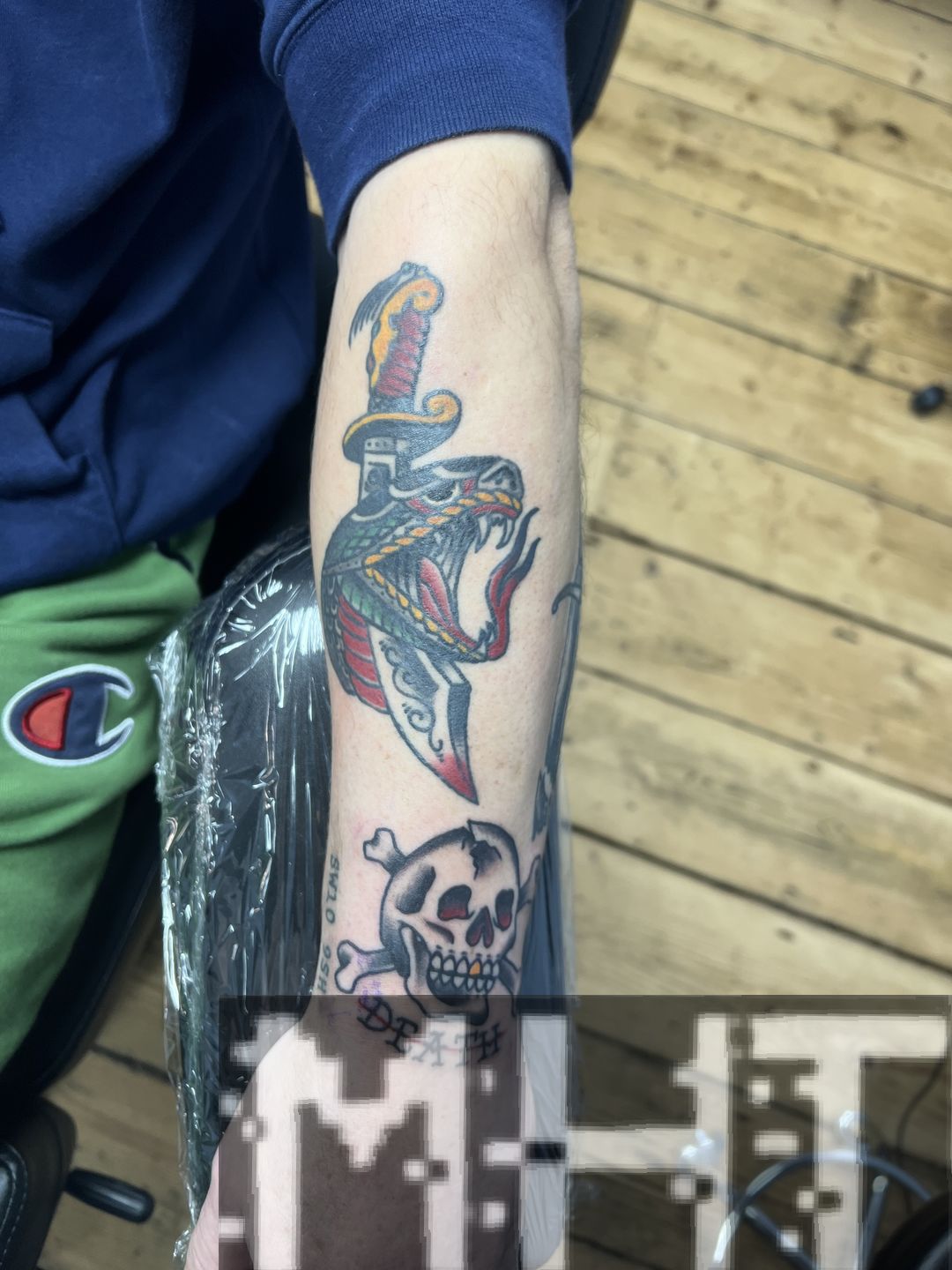 7d5985d8-26fc-47f0-ab32-1c5c73e37bb9