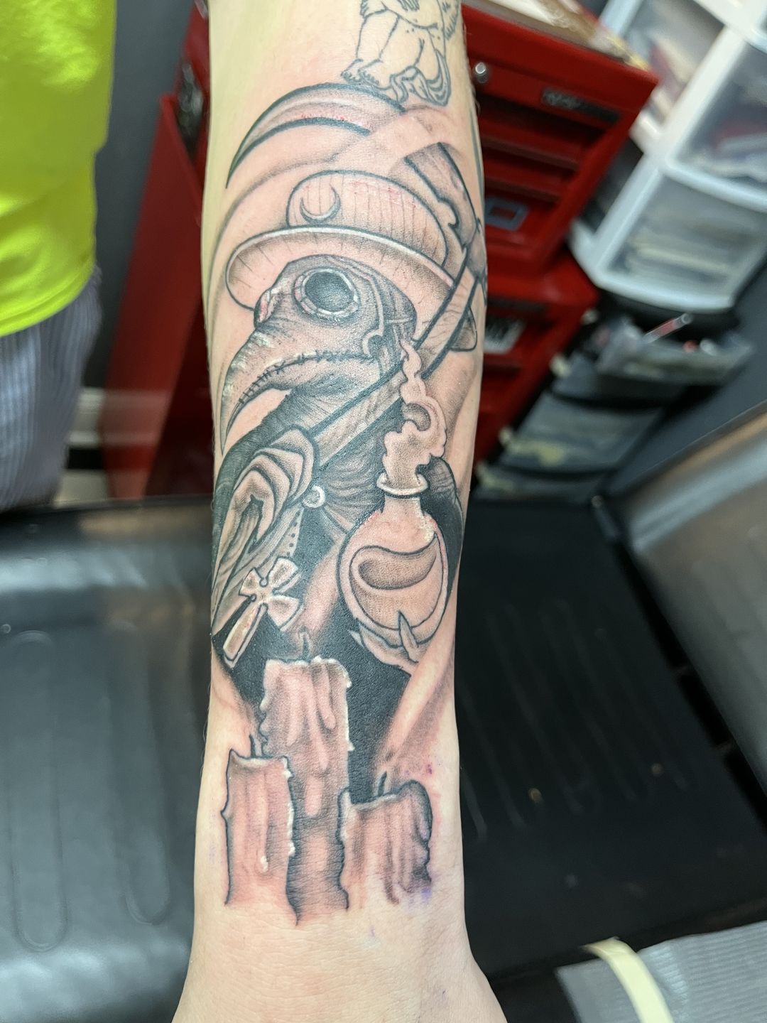 Edc729f8-c693-4b4b-8919-378953c199ca