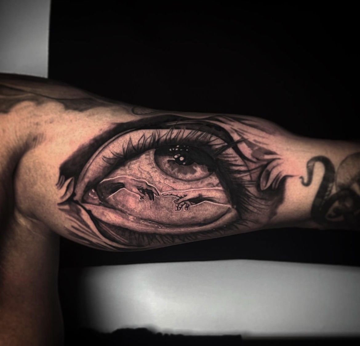 6e5add7d-18fa-4f9e-be32-863e92f28cba