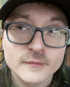 Abyss-art-studio_piercing-service_06-240x300