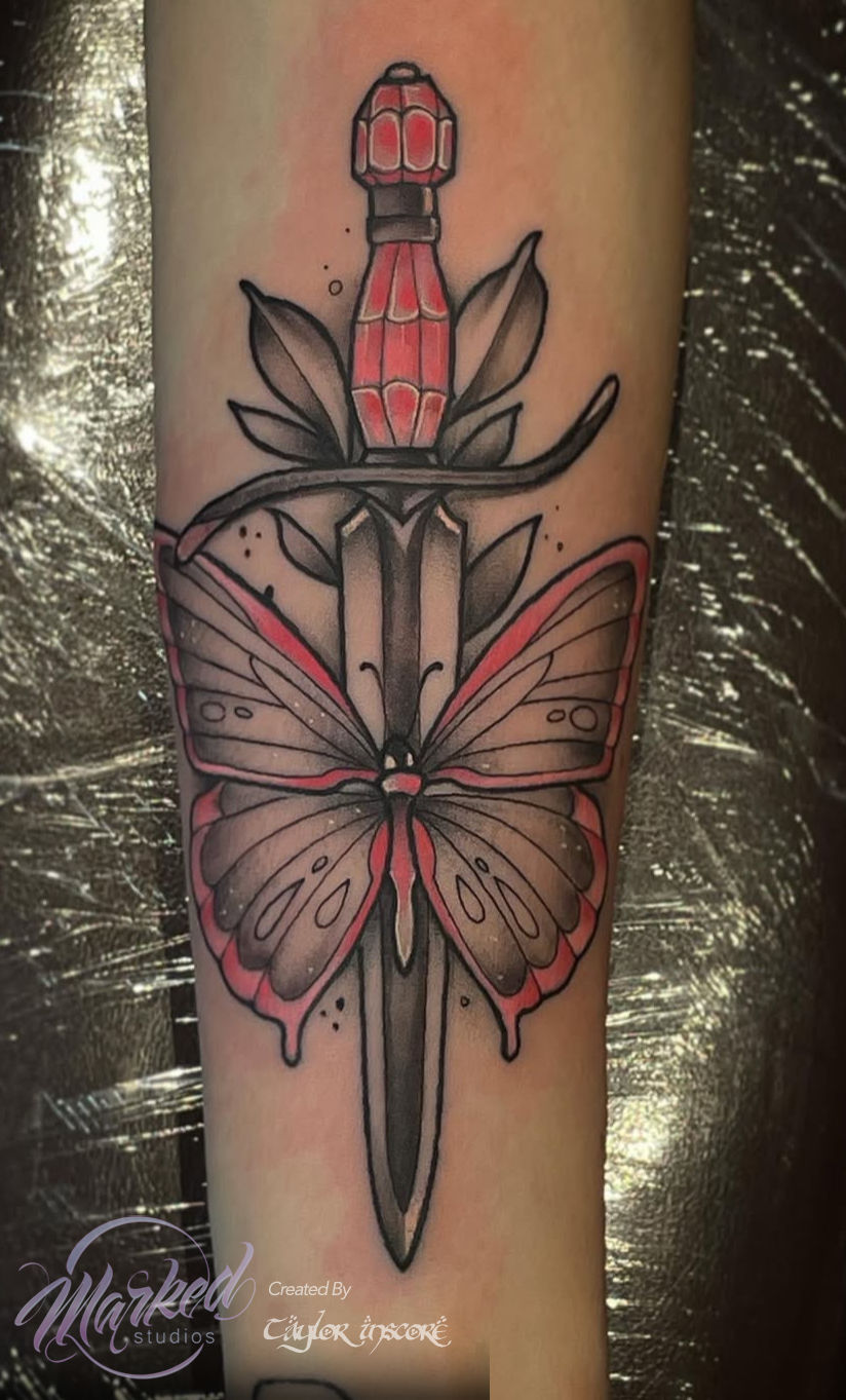 I'm not your average witch. I don't wear black nail polish unless it's  Samhain, don't have tattoos (although I want one) \u0026 I don't wear spooky  make up. I guess you can, image size:824x1363